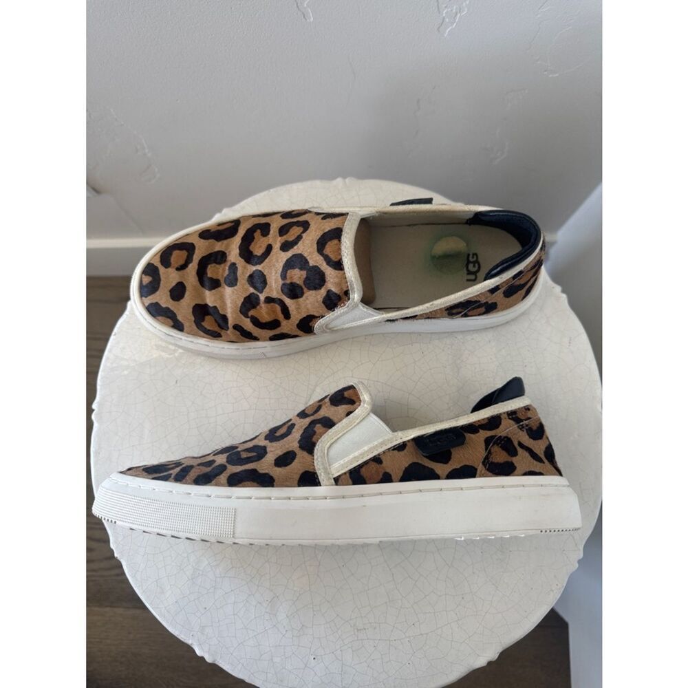 UGG ALAMEDA Spotty Leopard Print Slip-On Sneakers Tan Brown Calf Hair Size 8 EUC